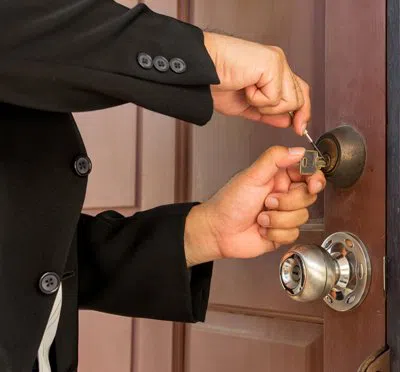 Locksmith Lock Store Chicago, IL 312-288-7671 Locksmith Lock Store Chicago, IL 312-288-7671
